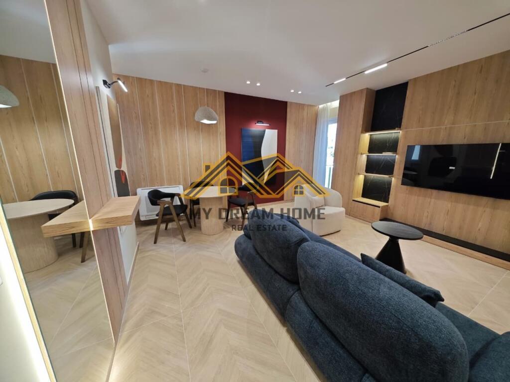 SUPER APPARTAMENTO 1+1 NEL CENTRO DI DURRËS, IN VENDITA !