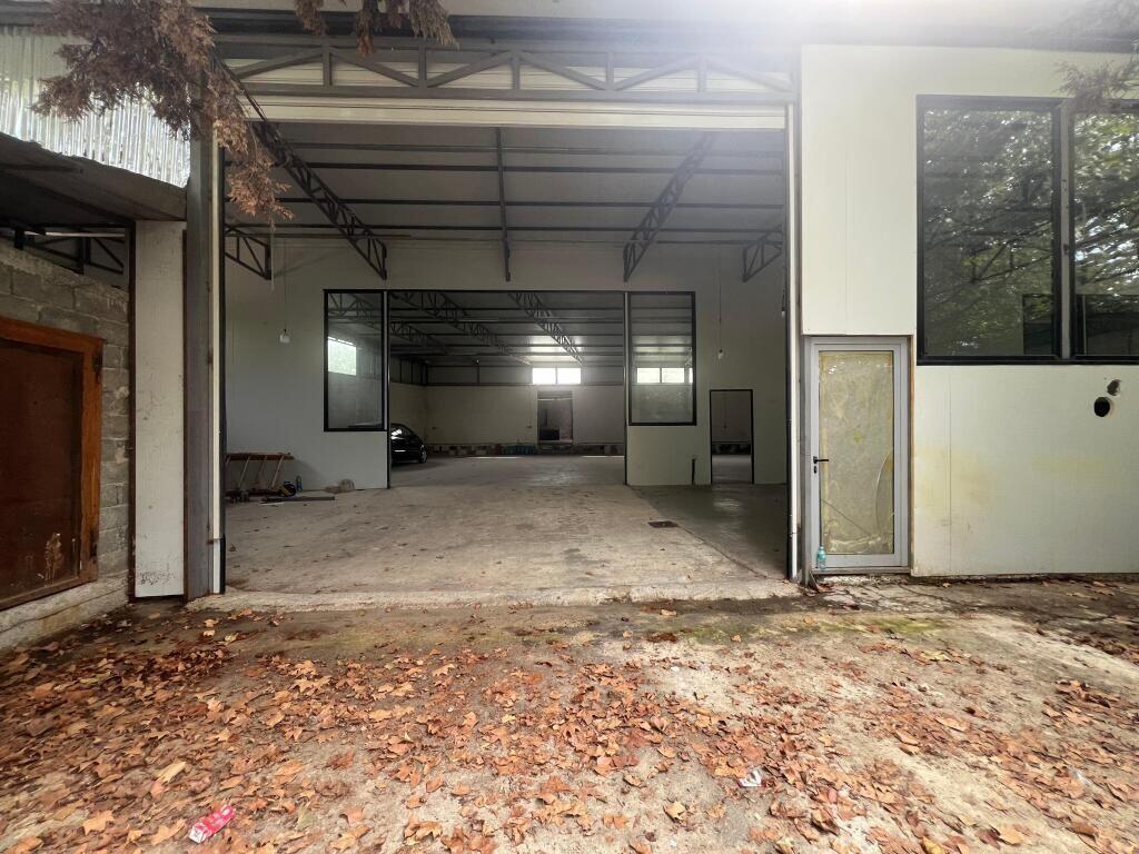 WAREHOUSE FOR RENT 650 m² WITH ACCESS TO MYSLYM KETA STREET AND THE NORTH RING ROAD