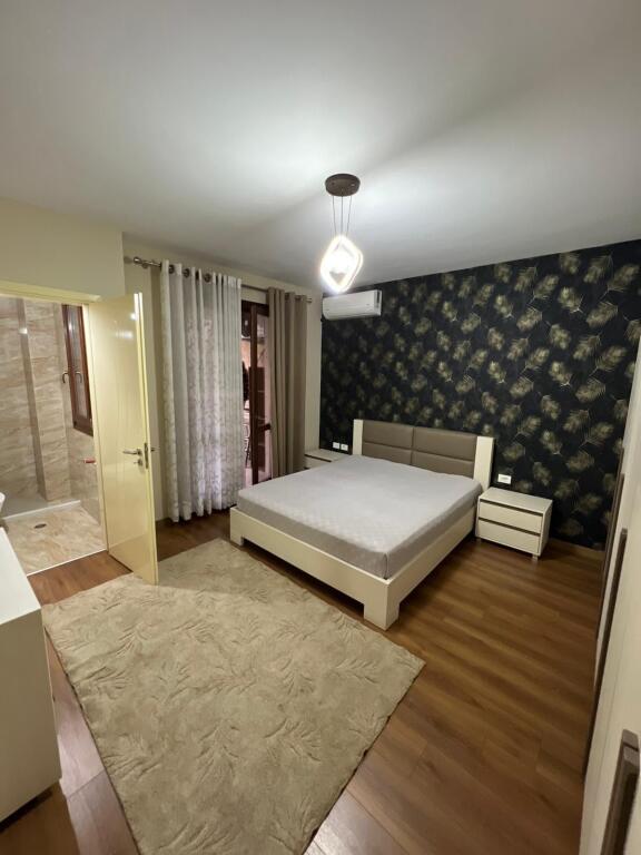 Shitet super apartament 2+1+2WC te Kopshti Botanik!