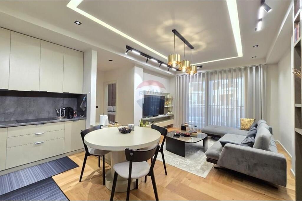 APARTAMENT 2+1 PER SHITJE TEK RRUGA E KOSOVAREVE