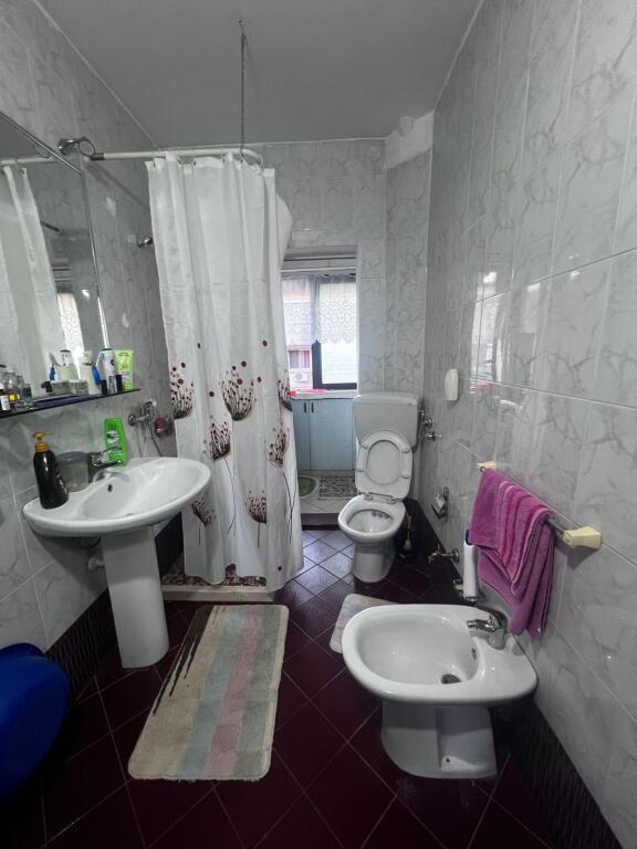 EKSCLUSIVE – SHITET APARTAMENT 2+1 ME BALLKON 135.000€ AMBULANCA NR.10, OXHAKU