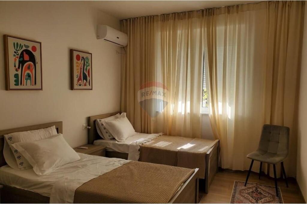 Affittasi appartamento 2+1 in Via Durazzo