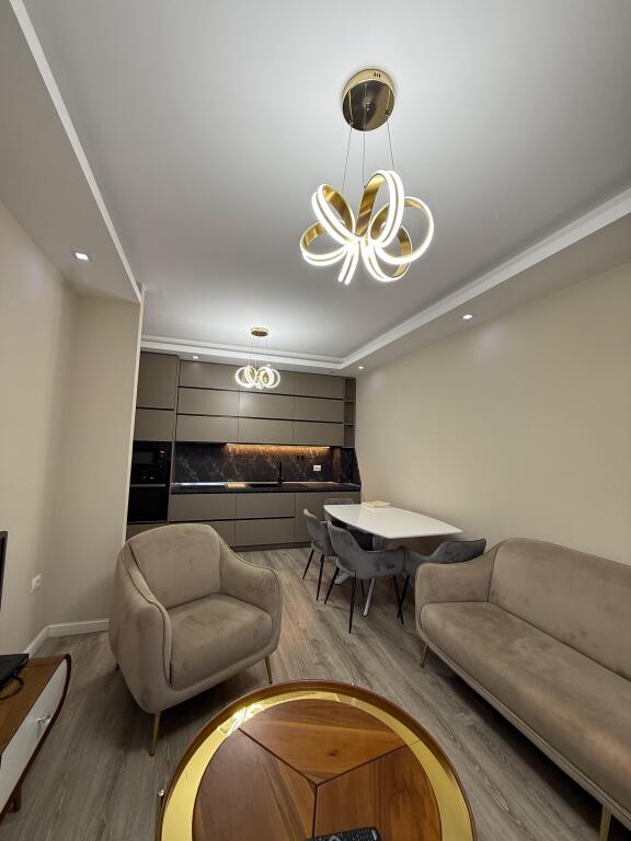 🏠AFFITTASI Appartamento Moderno 2+1  📍Residenza Quartum 💶 Prezzo : 80.000 Leke/Mese