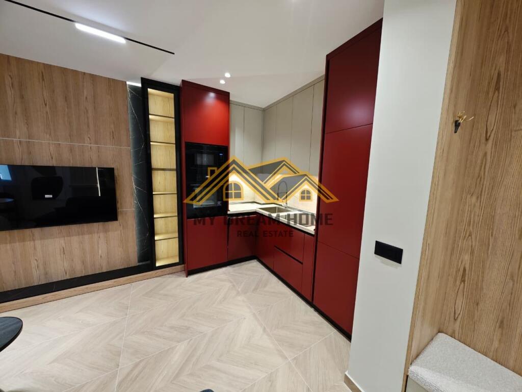 SUPER APPARTAMENTO 1+1 NEL CENTRO DI DURRËS, IN VENDITA !