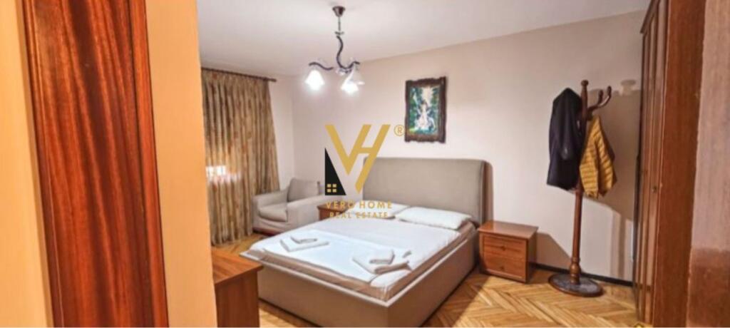 JEPET APARTAMENT 2+1 ME QERA TE MYSLYM SHYRI 650 EURO