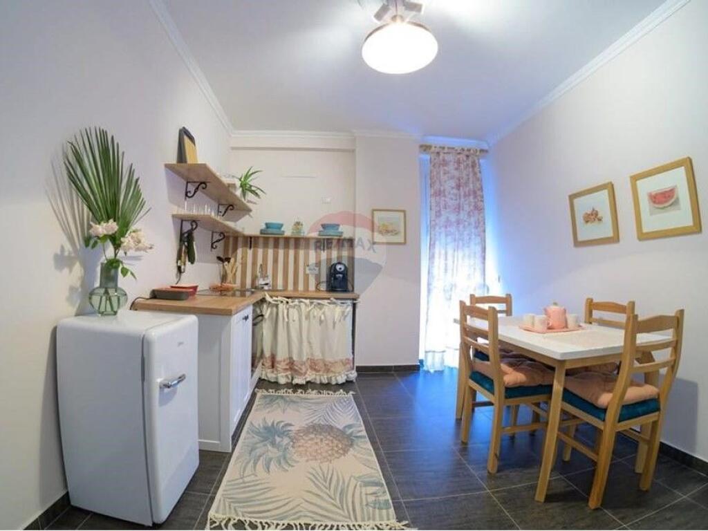 Appartamento - In Affitto - Rruga e Barrikadave, Tirana !!!! (ID: 530361014-399)