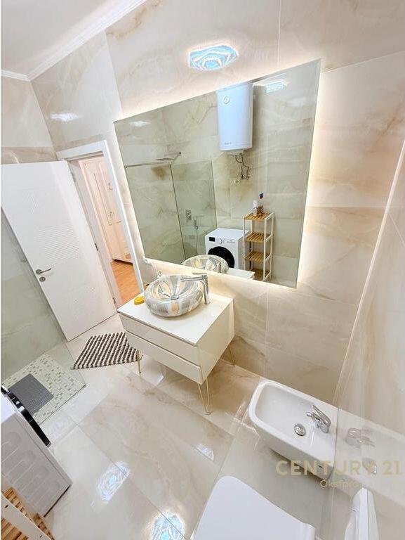 APPARTAMENTO 2+1 IN AFFITTO, IN VIA KOSOVARËVE!