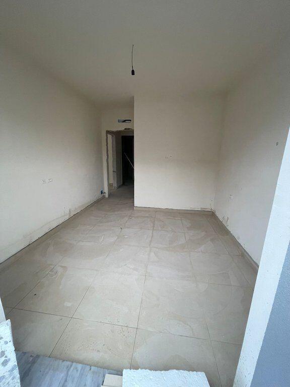 Shitet, Apartament 1+1+Verande, Paskuqan. Tirane