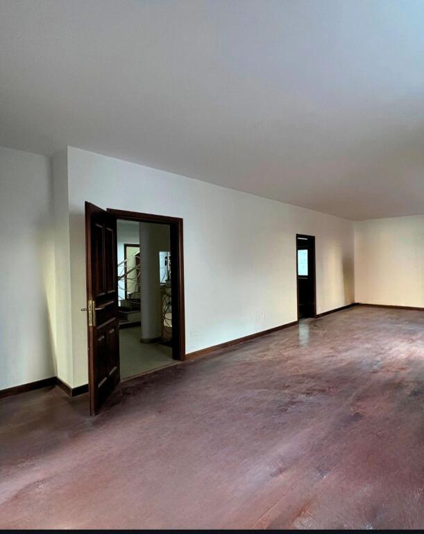 ✨️4-STOREY VILLA FOR RENT✨️ PARIS MUNICIPALITY