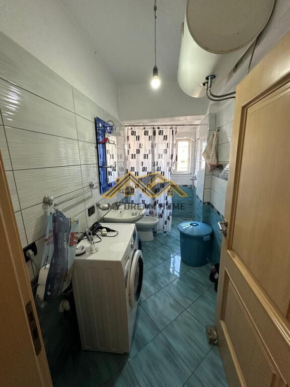 Apartament 2+1 në shitje te Rruga e re e Portit!
