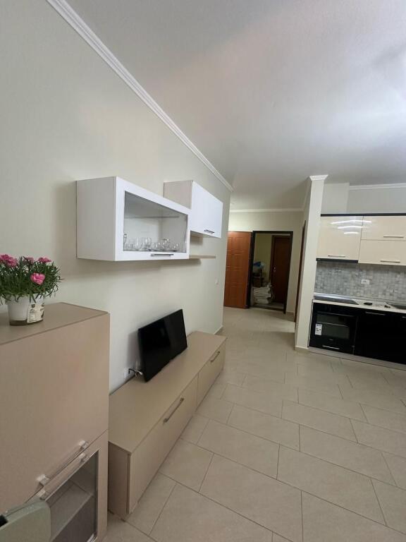 Apartament me qera 2+1 📍Misto Mame