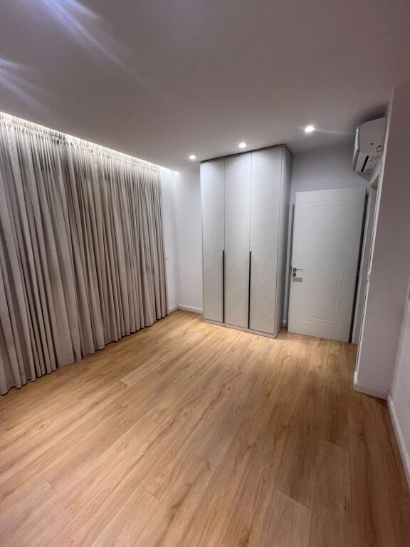 🏡 Jepet apartament 2+1 me qira te Fusha e Aviacionit
