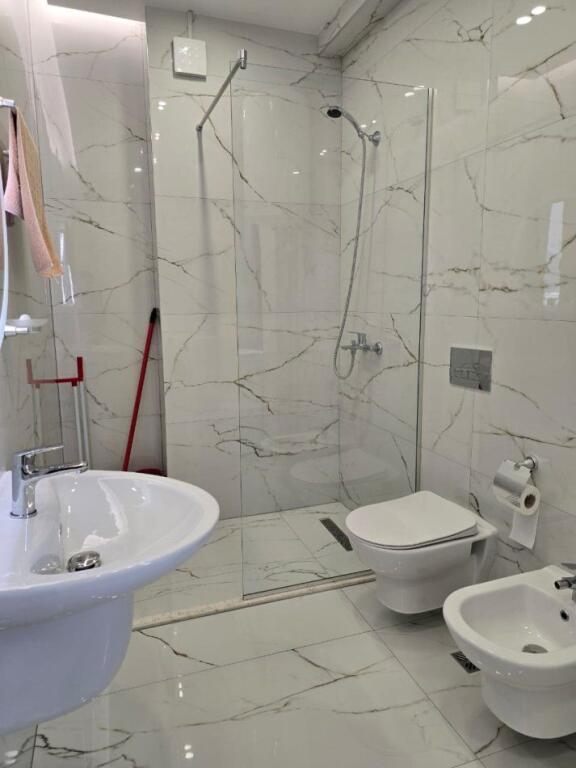 APARTMENT 1+1 FOR RENT Kodra e Diellit 700 €