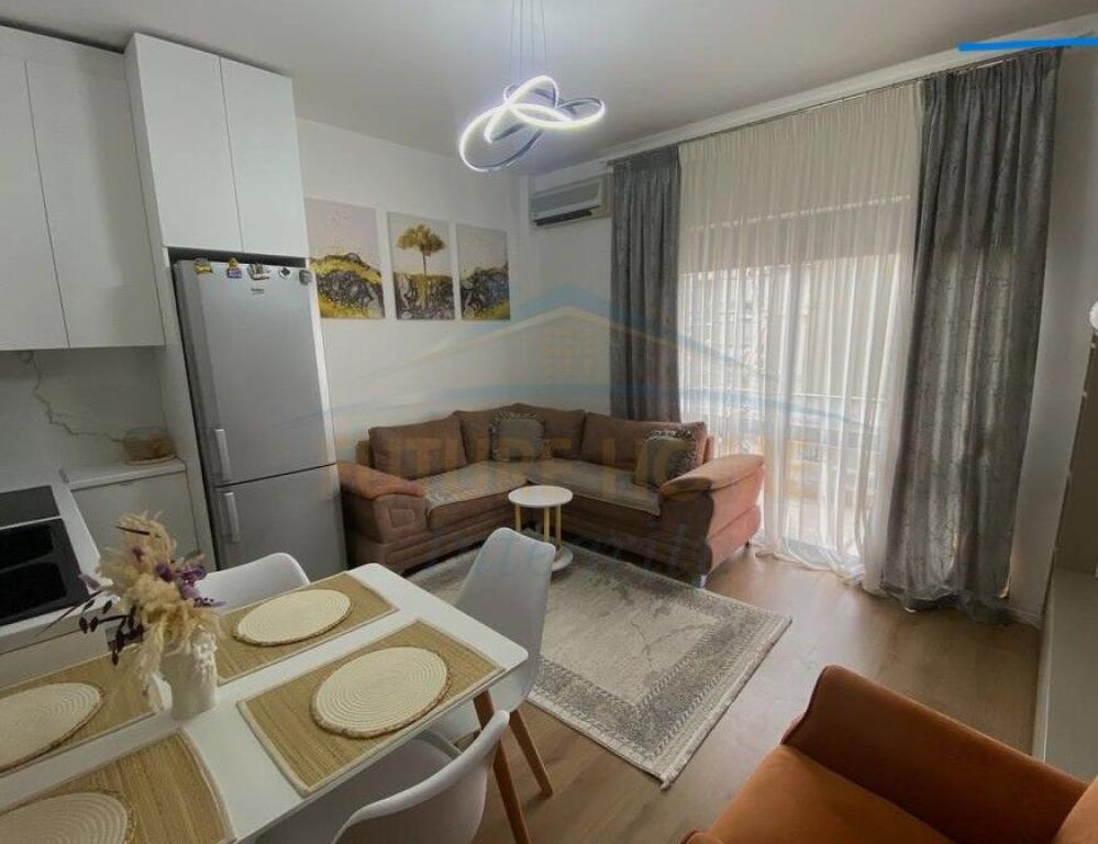 For sale – Apartment 1+1, Fresku, Tirana