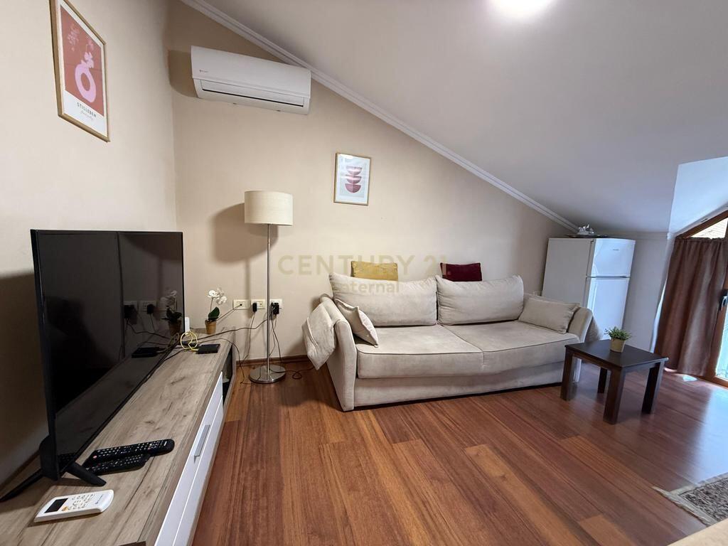 Apartament 1+1 Me Qira prane Ambasades Amerikane
