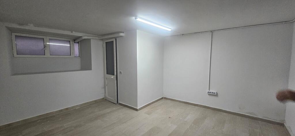 Business premises for rent at Moskat Buildings
