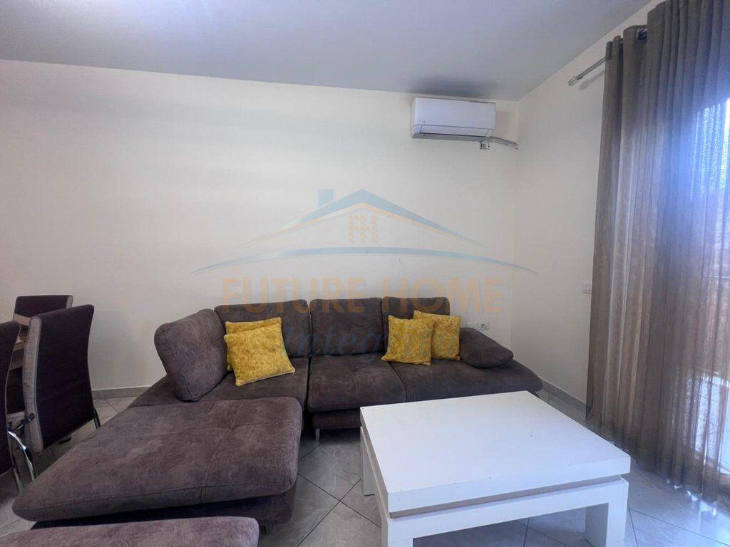 Affitto, Appartamento 2+1, Viale Zogu I, Tirana.
