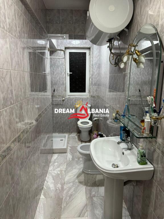 Apartament 1+1 për Qira tek Komuna e Parisit (ID 4219474)