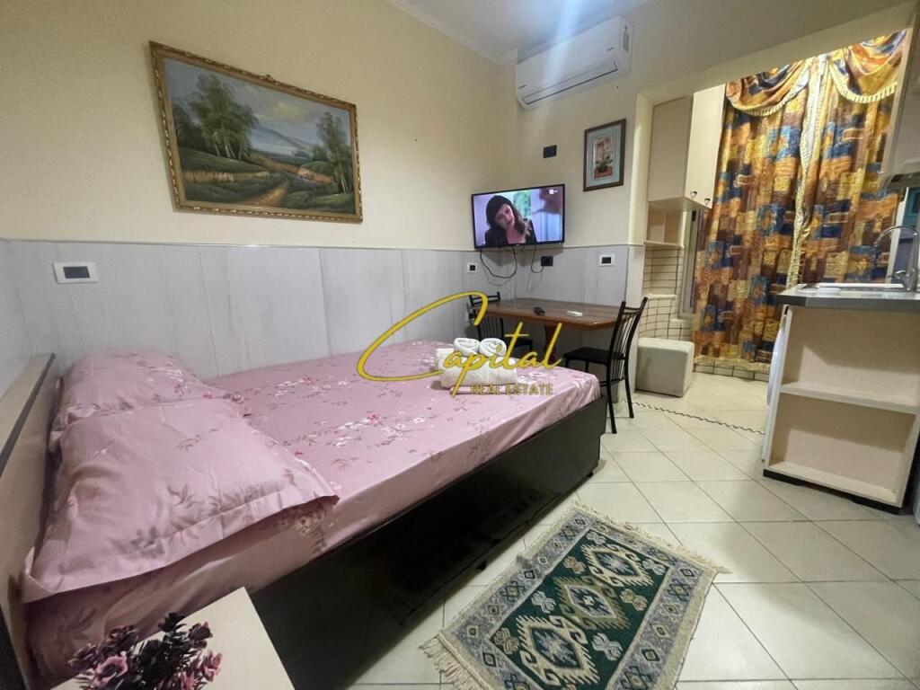 MONOLOCALE IN AFFITTO 30 M2 5 MAJI 36.000 LEKE
