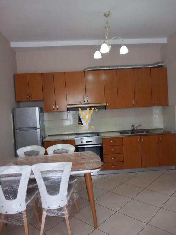 APPARTAMENTO 2+1 IN AFFITTO SU BLV GJERGJ FISHTA 600 EURO