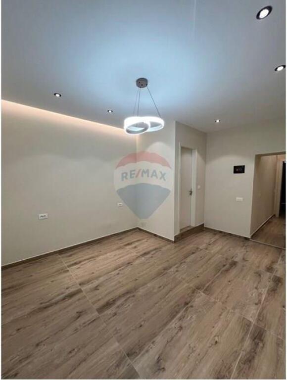 Jepet Ambient për Zyrë ose Qendër Estetike!