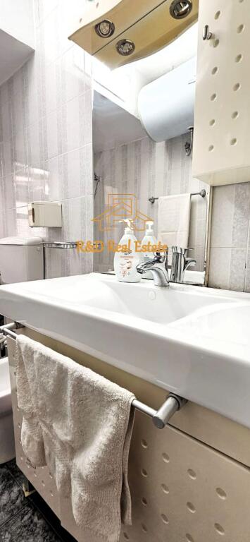 Jepet me qira apartament 2+1 në Myslym Shyr
