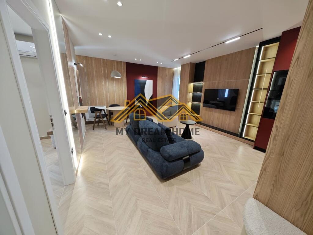 SUPER APPARTAMENTO 1+1 NEL CENTRO DI DURRËS, IN VENDITA !