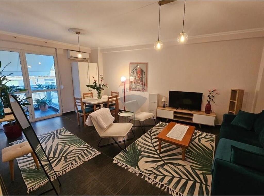 Appartamento - In Affitto - Rruga e Barrikadave, Tirana !!!! (ID: 530361014-399)