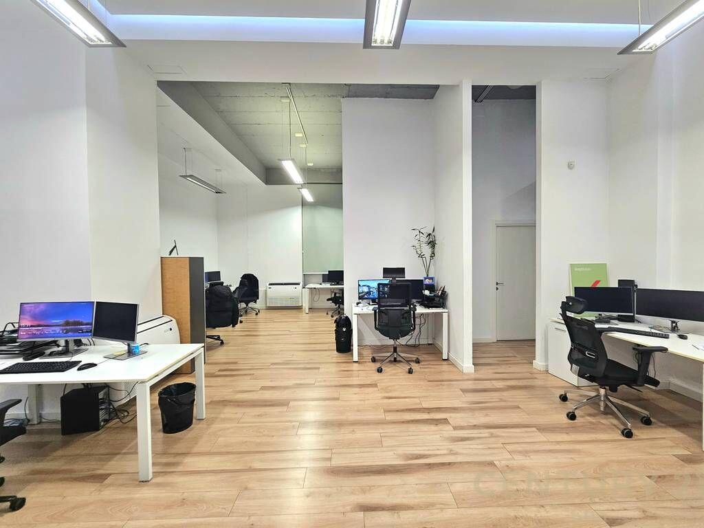 AMBIENTE COMMERCIALE / UFFICIO IN AFFITTO VICINO AL LAGO ARTIFICIALE!!