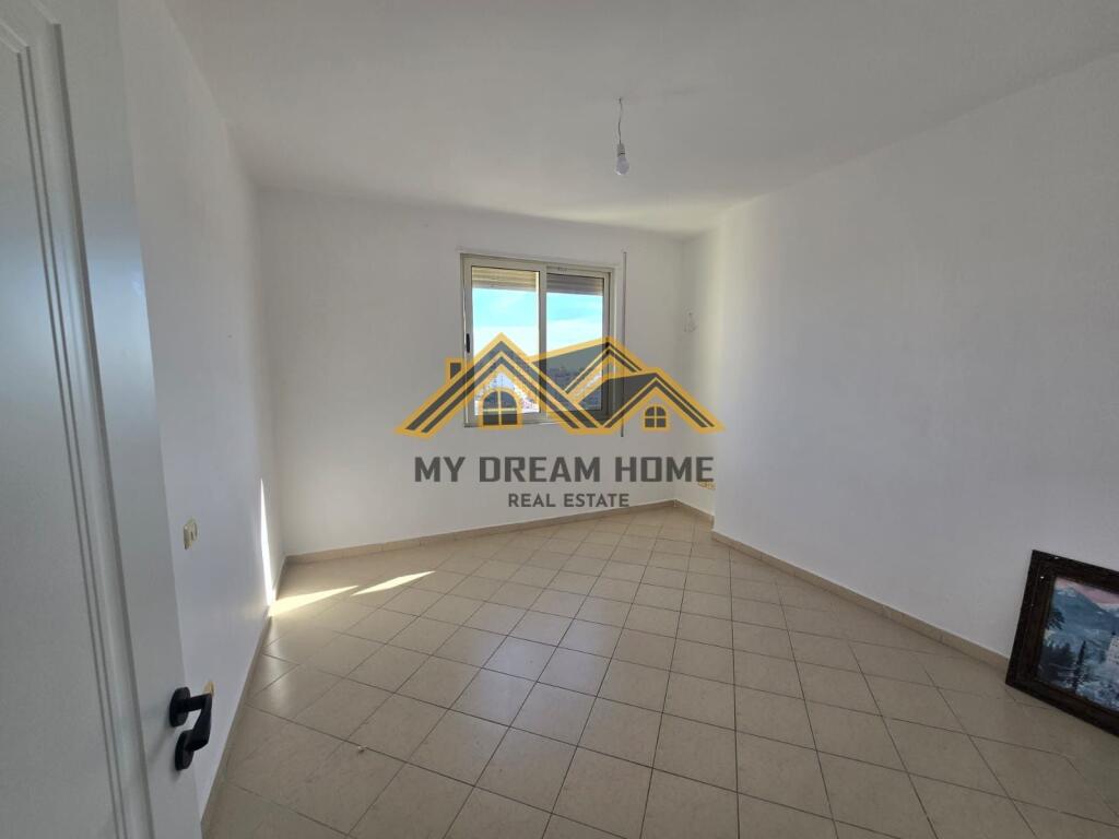 APARTMENT FOR RENT NEAR THE INDUSTRIAL MARKET!
