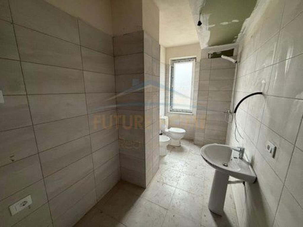 For sale, Apartment 2+1+2, United School