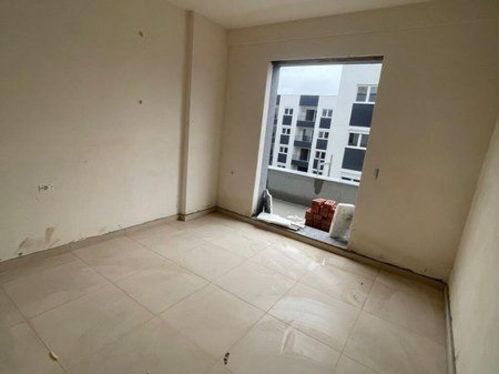 Shitet, Apartament 1+1+Verande, Paskuqan.