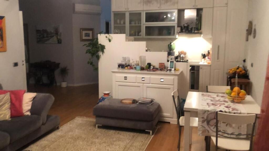 3+1 apartment for rent on Kosovarëve Street !