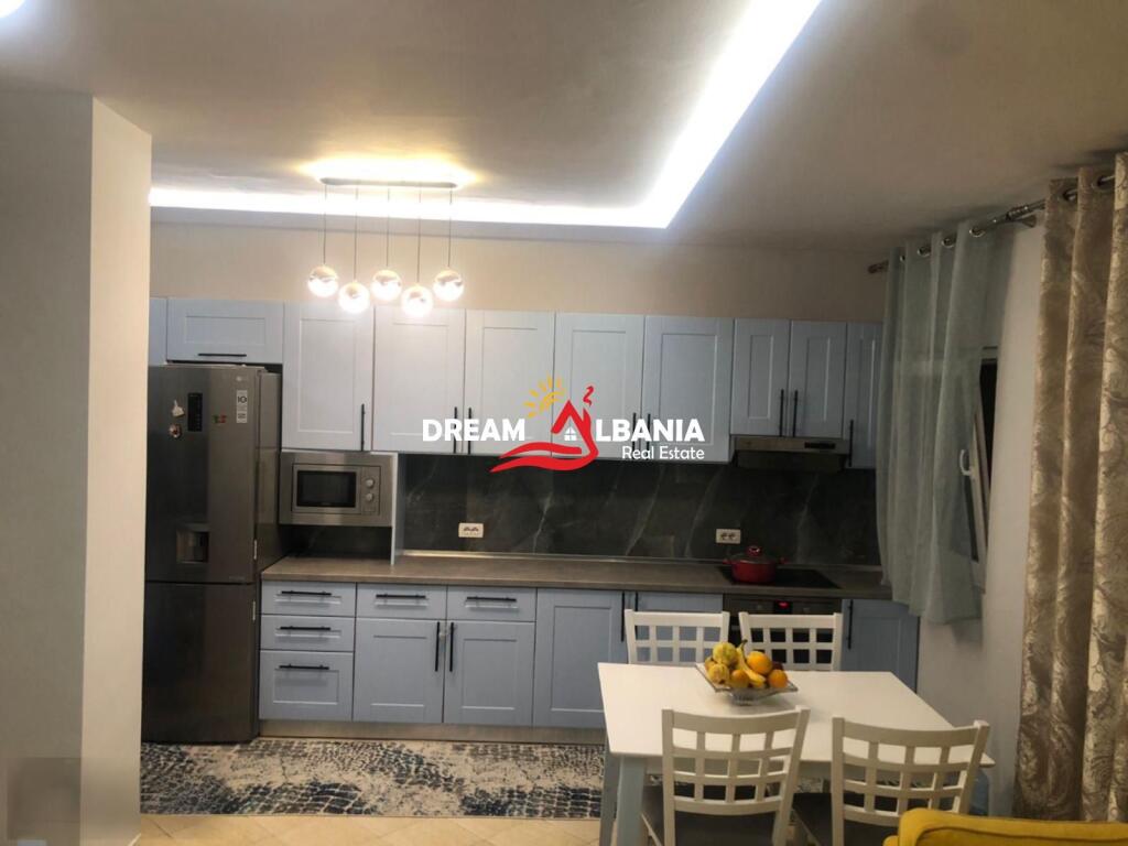 Affittasi appartamento 2+1 presso Komuna Parisit – Tirana (ID 42215062)
