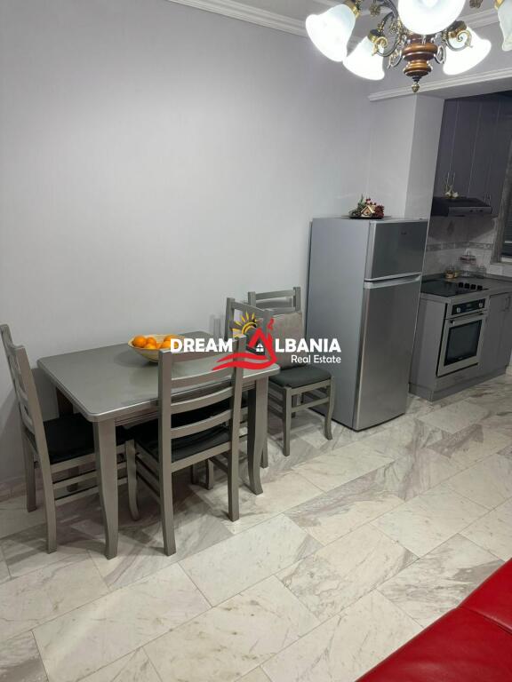 Apartament 1+1 për Qira tek Komuna e Parisit (ID 4219474)