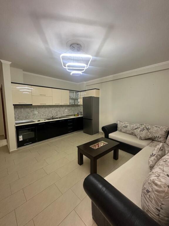 Apartament me qera 2+1 📍Misto Mame