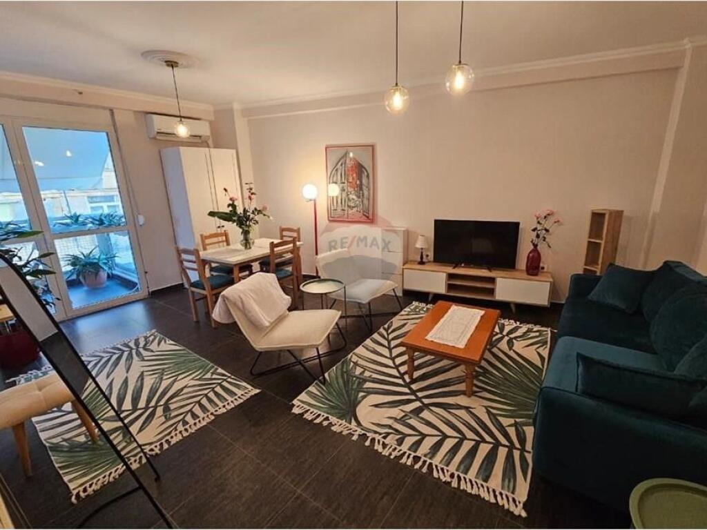 Appartamento - In Affitto - Rruga e Barrikadave, Tirana !!!! (ID: 530361014-399)