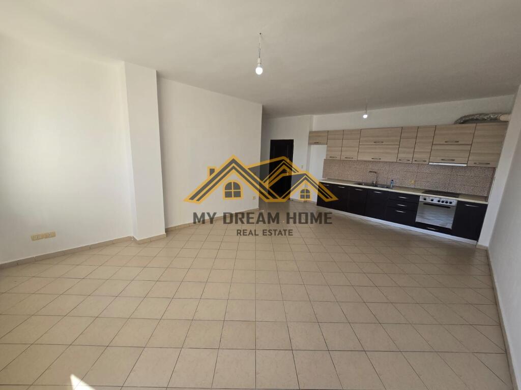 APARTMENT FOR RENT NEAR THE INDUSTRIAL MARKET!
