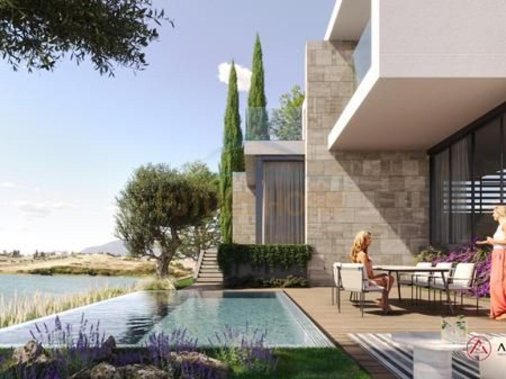 In vendita, Villa Individuale, Crystal Lake Residence, Farke