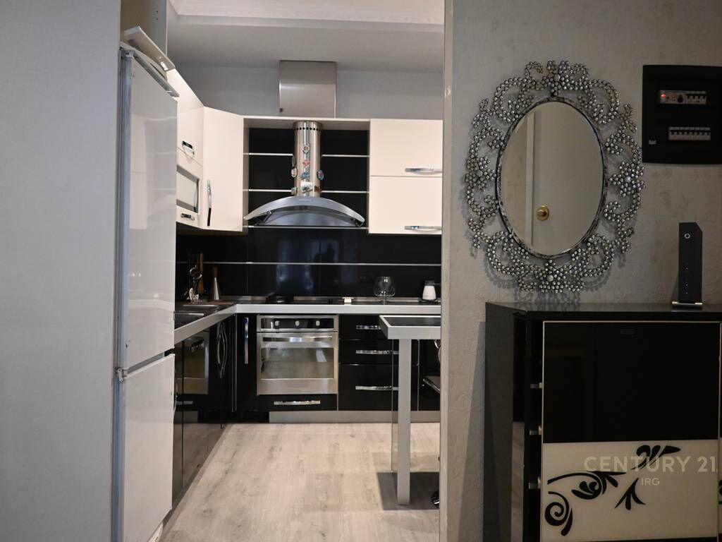 Appartamento 3+1 in affitto nel Complesso Delijorgji, Tirana 1.300 € /Mese