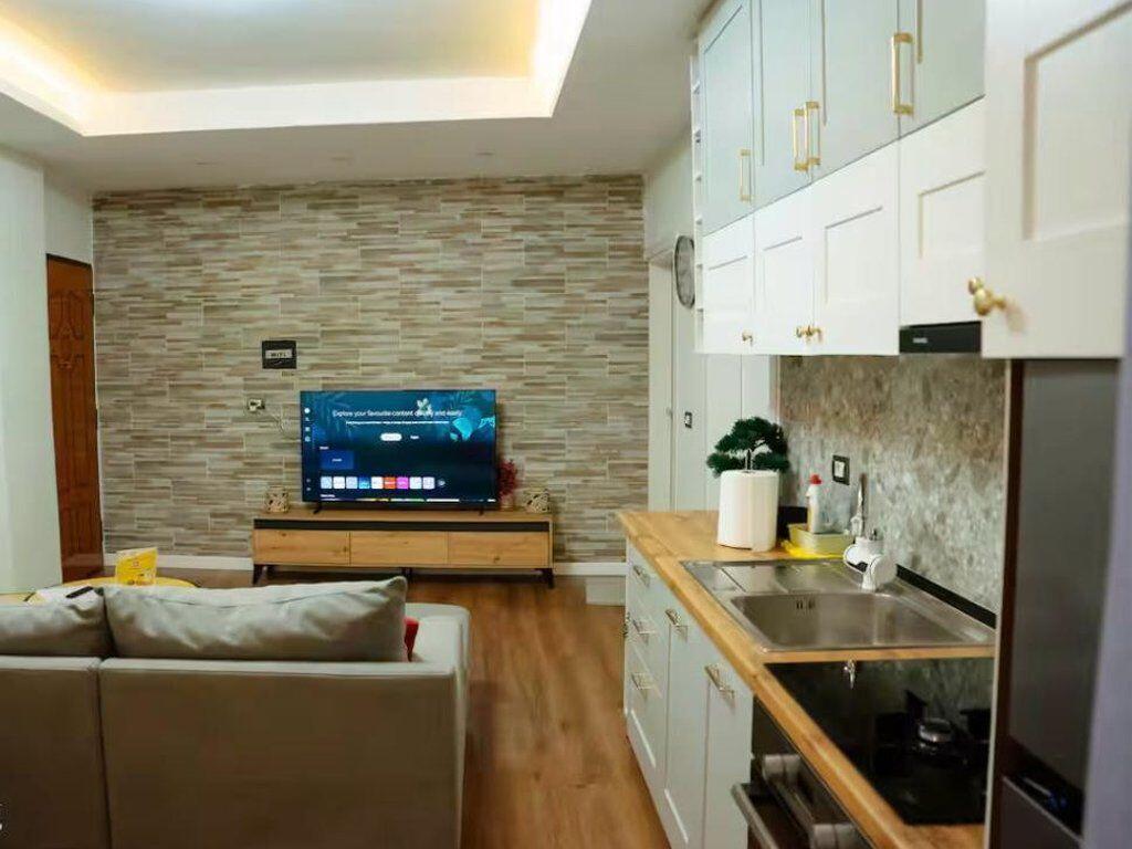 Appartamento 2+1 In Affitto in via Gjon Bukuzu, vicino al Ristorante Durrësi, Tirana 900 € /Mese