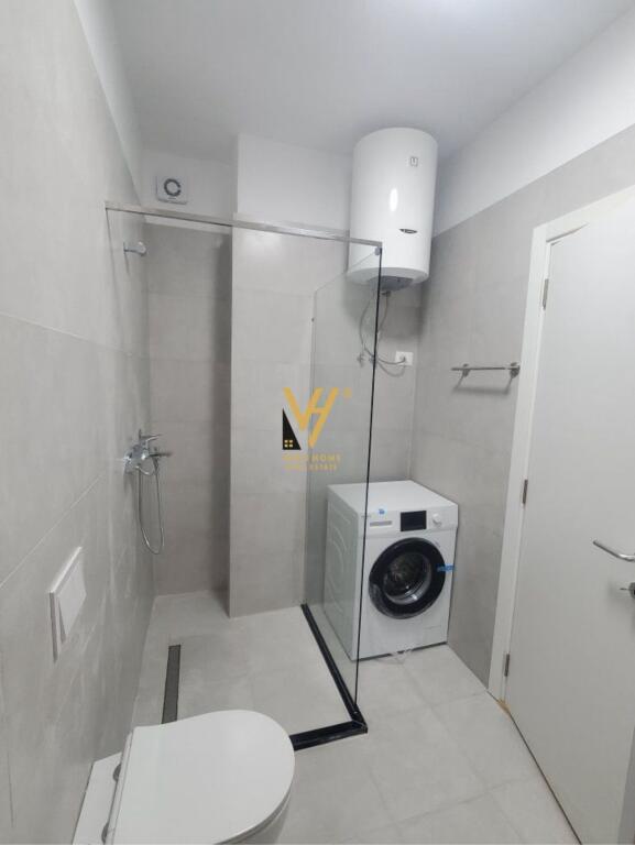 JEPET APARTAMENT 2+1+2+BLK ME QERA TE LIQENI I THATE 1.100 EURO