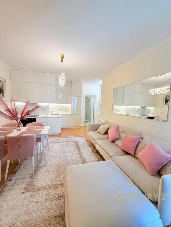 APPARTAMENTO 2+1 IN AFFITTO, IN VIA KOSOVARËVE!