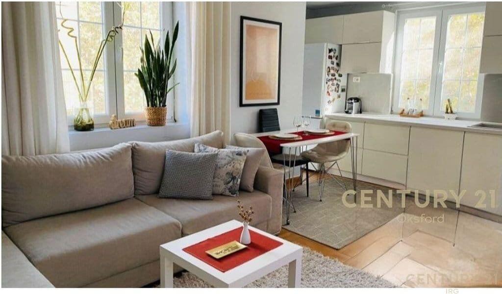 Apartament 2+1 i investuar për qira! 21 dhjetori, Rr. Kavajes