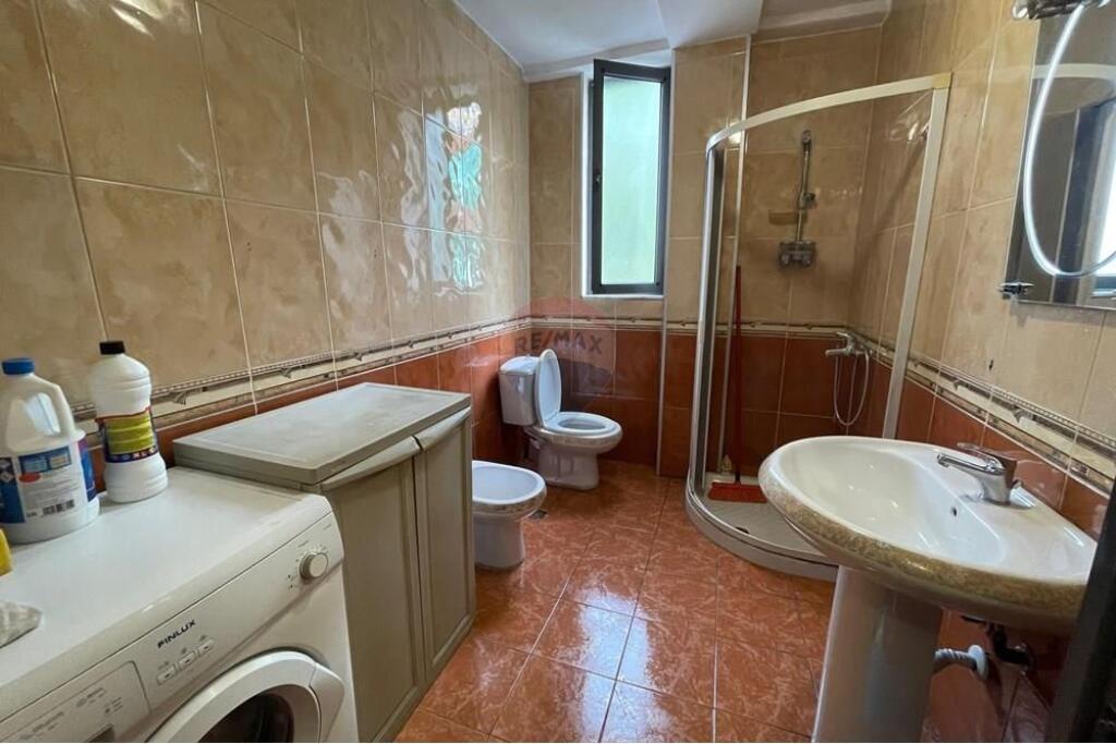 Apartament me Qira 1+1 tek Shkolla Baletit