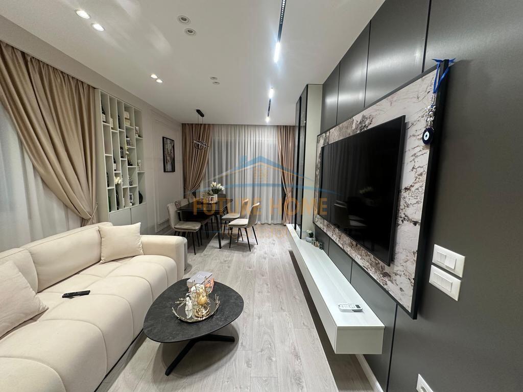 Apartment 3+1+2 for sale, at Complex E-88, Tirana.
