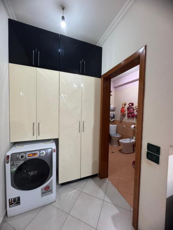 Jepet me qira apartament 2+1 ne Astir!
