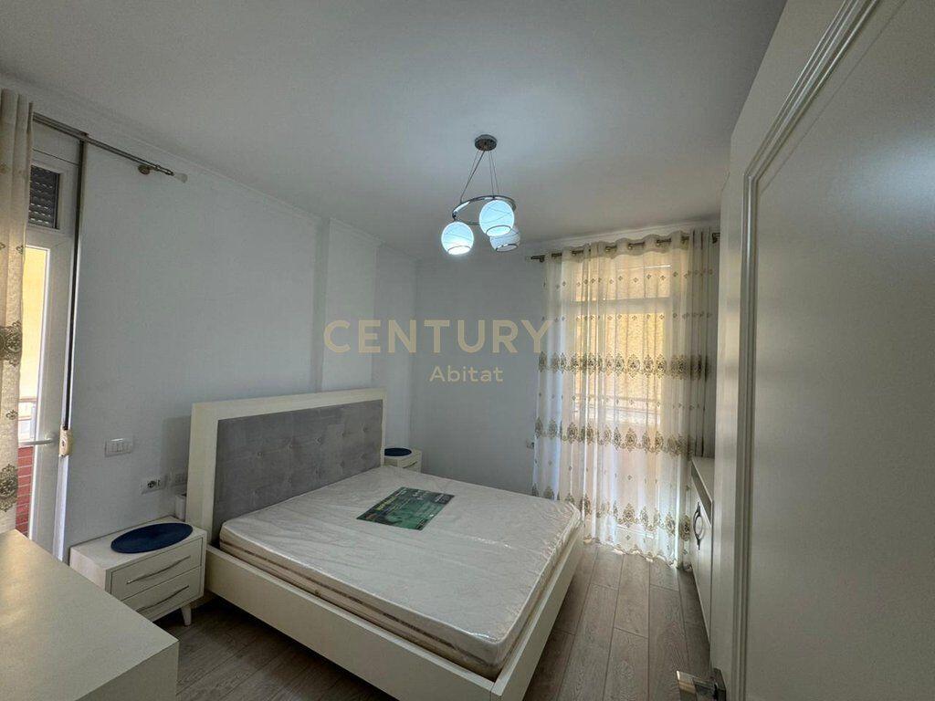 SUPER APPARTAMENTO 2+1+2+3 BALCONI+ 2 Posti AUTO IN VENDITA 340.000 €