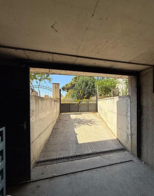 WAREHOUSES FOR RENT 200 M2 KOMBINAT 50,000 LEKE