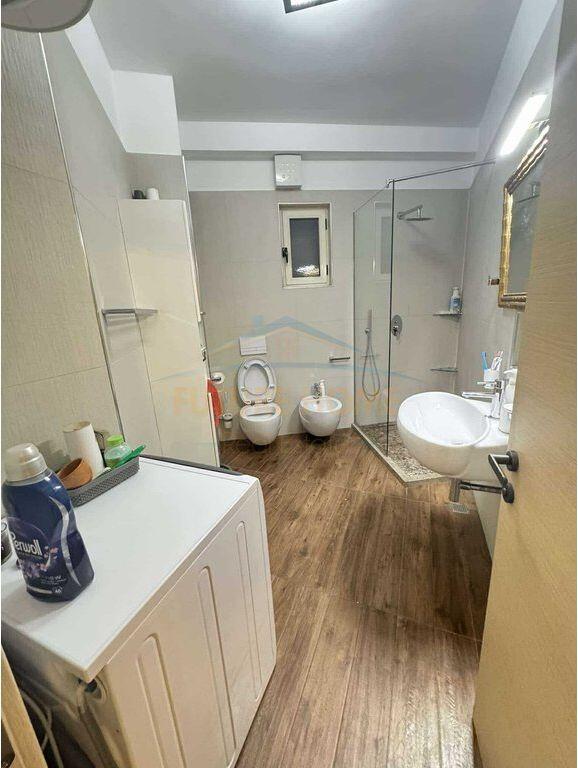 Qera, Apartament 2+1, Unaza e Re.